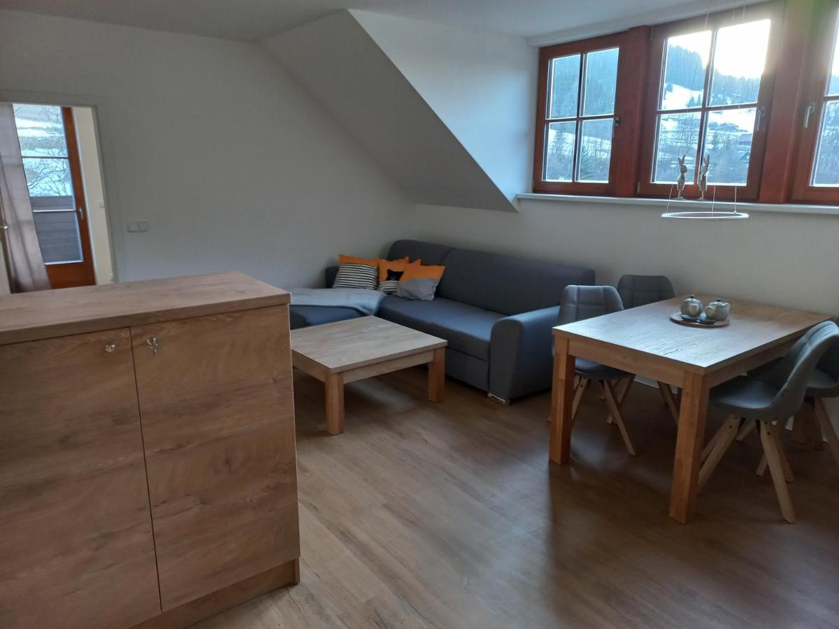 Apartman Acko Polansky Dvur - Velké Karlovice Eksteriør bilde